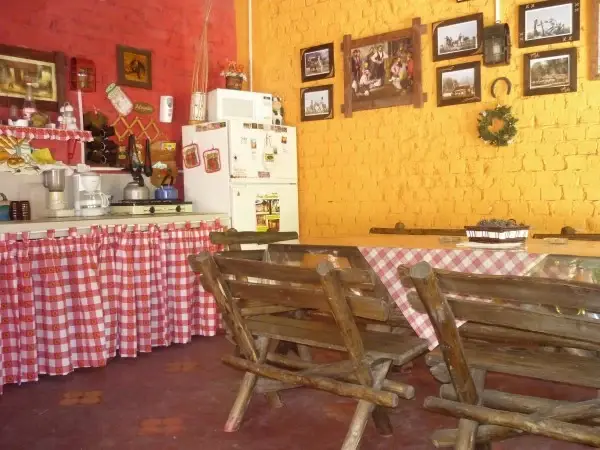 HOSTERIA DE CATEGORIA PLENO CENTRO - Imagen 7