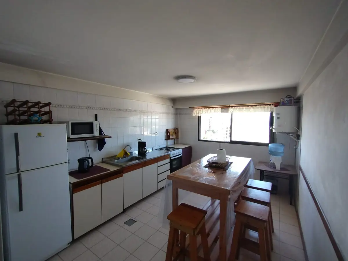 EXCELENTE DEPARTAMENTO CENTRICO - Imagen 6