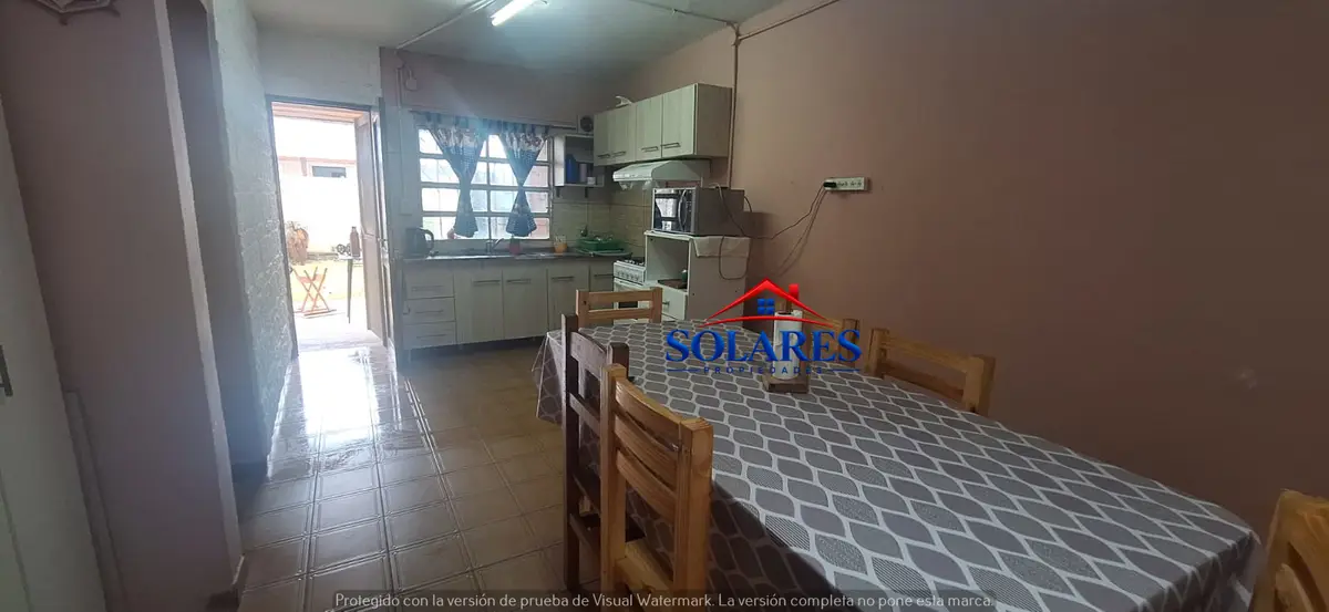 EXCELENTES 2 CASAS SOBRE MISMO LOTE - Imagen 2